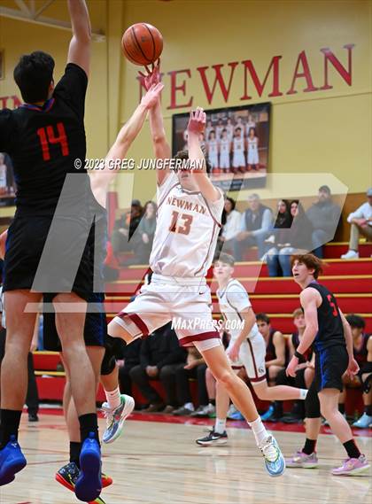 Thumbnail 3 in Analy @ Cardinal Newman photogallery.