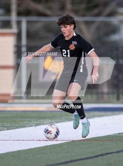 Thumbnail 1 in Byron Center vs. Adams (MHSAA D1 Final) photogallery.