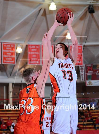 Thumbnail 2 in Abilene vs Ulysess (McPherson Substate 1st Round) photogallery.