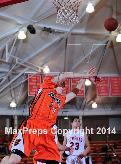 Thumbnail 2 in Abilene vs Ulysess (McPherson Substate 1st Round) photogallery.