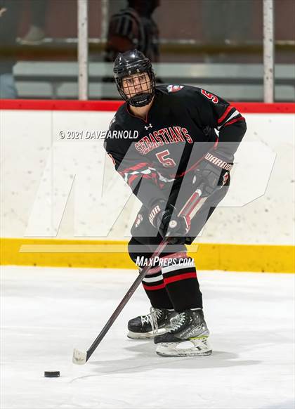 Thumbnail 3 in Winchednon vs. St. Sebastian's School (Kevin Mutch Torunament) photogallery.