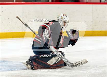 Thumbnail 3 in Winchednon vs. St. Sebastian's School (Kevin Mutch Torunament) photogallery.