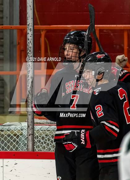 Thumbnail 2 in Winchednon vs. St. Sebastian's School (Kevin Mutch Torunament) photogallery.