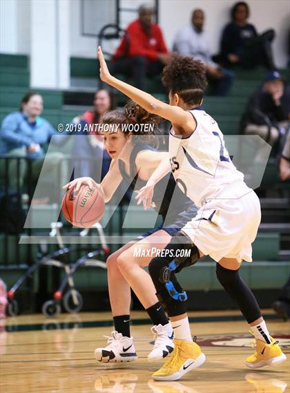 Thumbnail 2 in Forsyth Country Day vs Concord First Assembly Academy (NCISAA 3A Championship) photogallery.