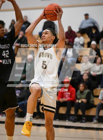 Thumbnail 3 in Dougherty Valley @ Bishop O'Dowd (CIF NCS D1 Semifinal) photogallery.
