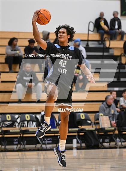 Thumbnail 1 in Dougherty Valley @ Bishop O'Dowd (CIF NCS D1 Semifinal) photogallery.