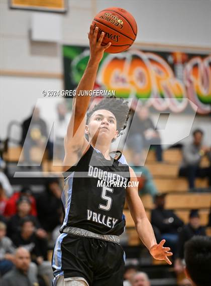 Thumbnail 2 in Dougherty Valley @ Bishop O'Dowd (CIF NCS D1 Semifinal) photogallery.
