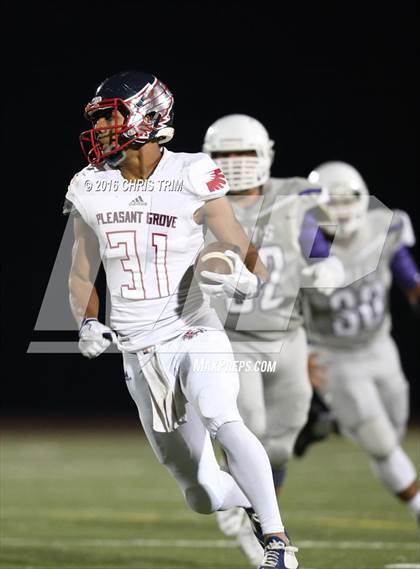 Thumbnail 3 in Pleasant Grove vs. Franklin photogallery.