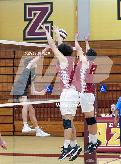 Thumbnail 3 in El Dorado @ Esperanza photogallery.