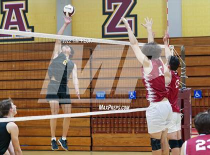 Thumbnail 1 in El Dorado @ Esperanza photogallery.