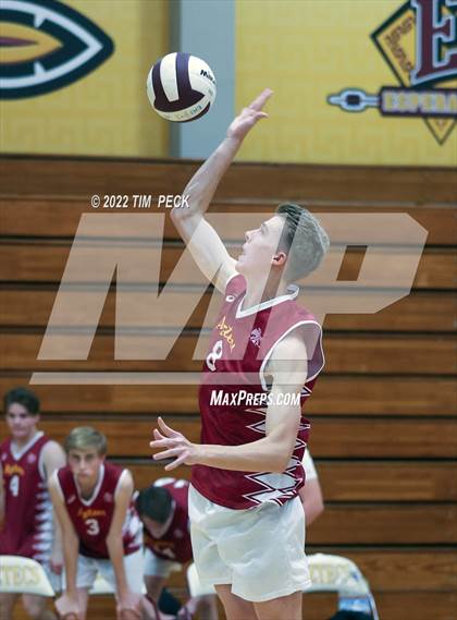 Thumbnail 1 in El Dorado @ Esperanza photogallery.