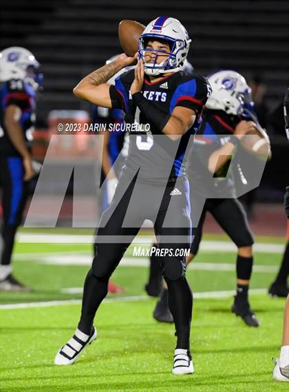 Thumbnail 1 in Glendale @ Moon Valley (Senior Night) photogallery.