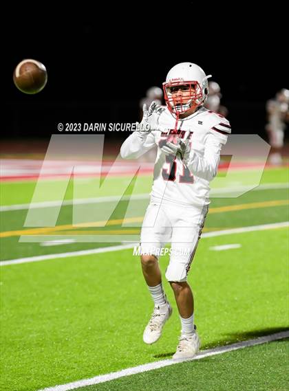 Thumbnail 2 in Glendale @ Moon Valley (Senior Night) photogallery.