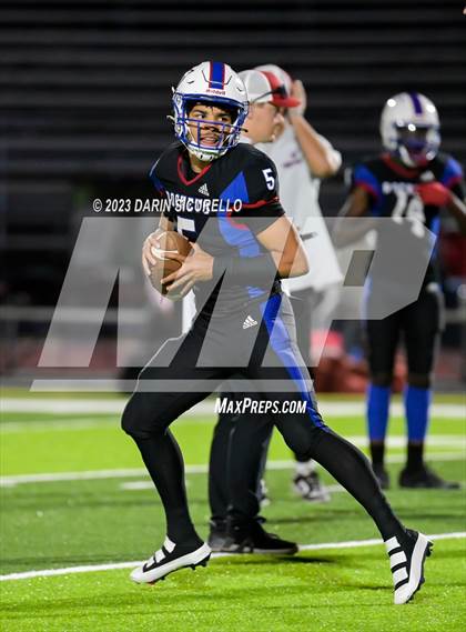 Thumbnail 2 in Glendale @ Moon Valley (Senior Night) photogallery.