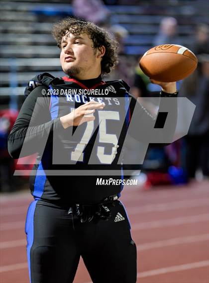 Thumbnail 3 in Glendale @ Moon Valley (Senior Night) photogallery.