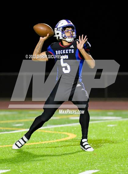 Thumbnail 1 in Glendale @ Moon Valley (Senior Night) photogallery.