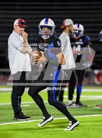 Thumbnail 1 in Glendale @ Moon Valley (Senior Night) photogallery.