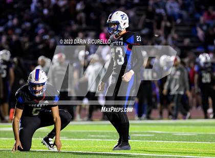 Thumbnail 3 in Glendale @ Moon Valley (Senior Night) photogallery.