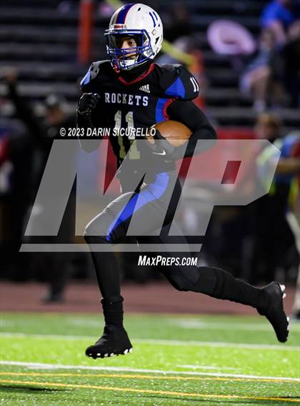 Thumbnail 3 in Glendale @ Moon Valley (Senior Night) photogallery.