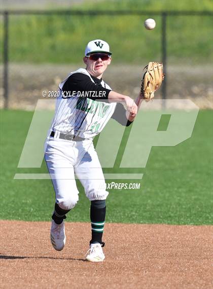 Thumbnail 2 in Valley View vs Sacred Heart (Era Tournament) photogallery.