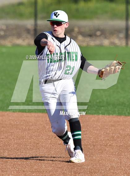 Thumbnail 2 in Valley View vs Sacred Heart (Era Tournament) photogallery.