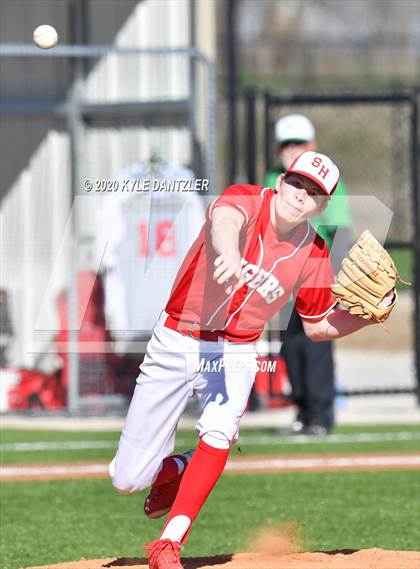 Thumbnail 1 in Valley View vs Sacred Heart (Era Tournament) photogallery.