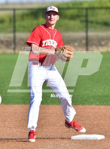Thumbnail 1 in Valley View vs Sacred Heart (Era Tournament) photogallery.
