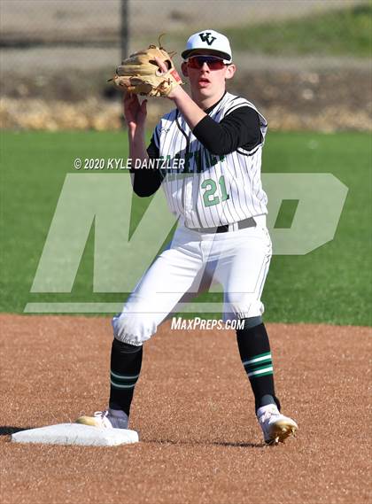 Thumbnail 1 in Valley View vs Sacred Heart (Era Tournament) photogallery.