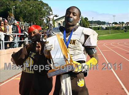 Thumbnail 1 in Mission @ Washington (CIF SF Section Final) photogallery.