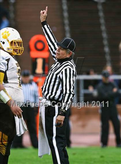 Thumbnail 1 in Mission @ Washington (CIF SF Section Final) photogallery.