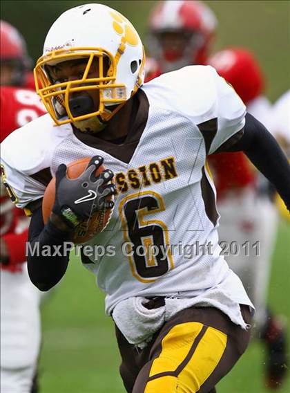 Thumbnail 3 in Mission @ Washington (CIF SF Section Final) photogallery.