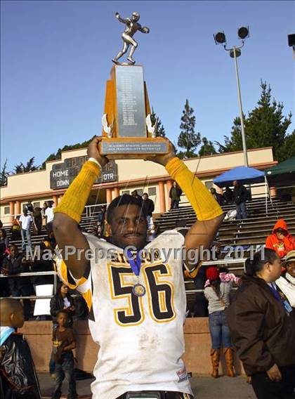 Thumbnail 2 in Mission @ Washington (CIF SF Section Final) photogallery.