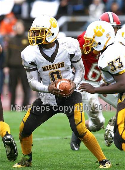 Thumbnail 1 in Mission @ Washington (CIF SF Section Final) photogallery.