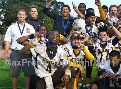 Thumbnail 3 in Mission @ Washington (CIF SF Section Final) photogallery.