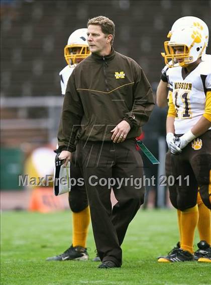 Thumbnail 1 in Mission @ Washington (CIF SF Section Final) photogallery.