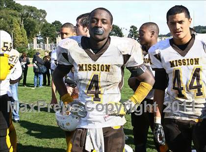 Thumbnail 2 in Mission @ Washington (CIF SF Section Final) photogallery.