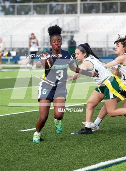 Thumbnail 2 in Sumner vs. Tampa Catholic photogallery.