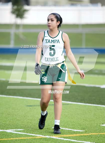 Thumbnail 2 in Sumner vs. Tampa Catholic photogallery.
