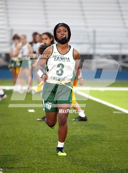 Thumbnail 2 in Sumner vs. Tampa Catholic photogallery.
