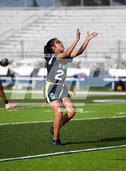 Thumbnail 3 in Sumner vs. Tampa Catholic photogallery.