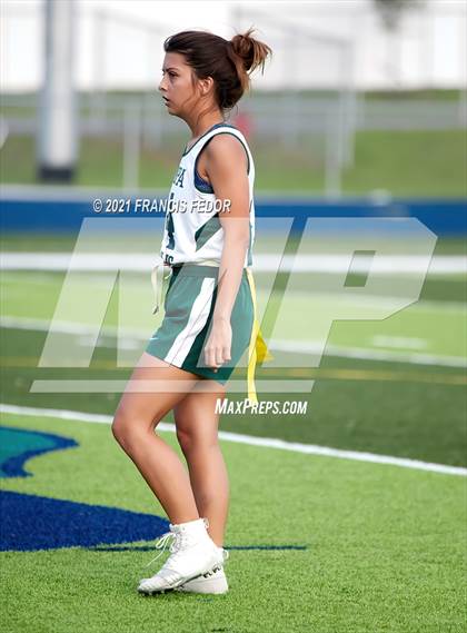 Thumbnail 2 in Sumner vs. Tampa Catholic photogallery.