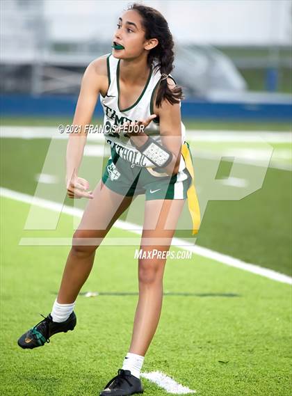 Thumbnail 1 in Sumner vs. Tampa Catholic photogallery.
