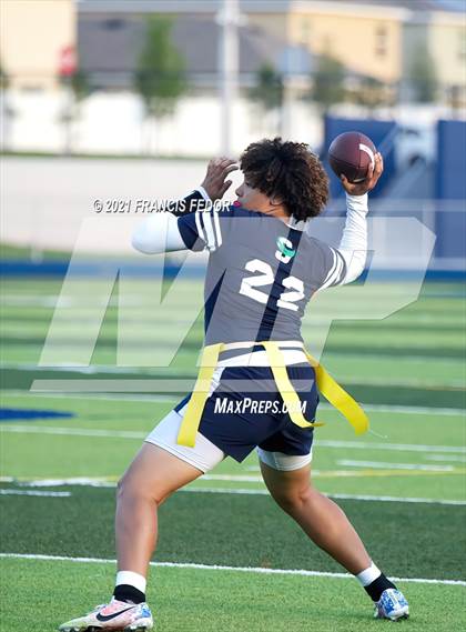 Thumbnail 1 in Sumner vs. Tampa Catholic photogallery.