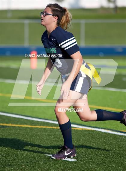 Thumbnail 1 in Sumner vs. Tampa Catholic photogallery.