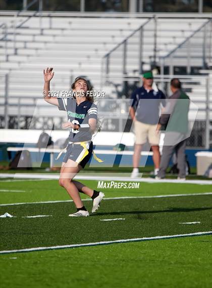 Thumbnail 2 in Sumner vs. Tampa Catholic photogallery.