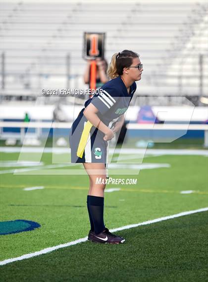 Thumbnail 3 in Sumner vs. Tampa Catholic photogallery.
