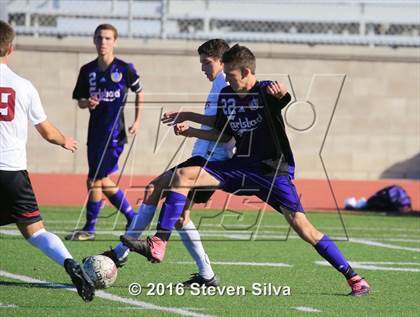Thumbnail 3 in Carlsbad vs. Torrey Pines (21st Annual SoCal Classic) photogallery.