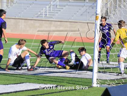 Thumbnail 3 in Carlsbad vs. Torrey Pines (21st Annual SoCal Classic) photogallery.