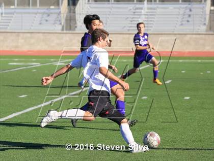 Thumbnail 2 in Carlsbad vs. Torrey Pines (21st Annual SoCal Classic) photogallery.