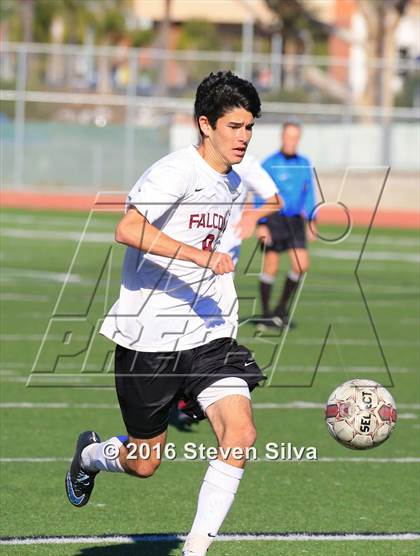 Thumbnail 2 in Carlsbad vs. Torrey Pines (21st Annual SoCal Classic) photogallery.